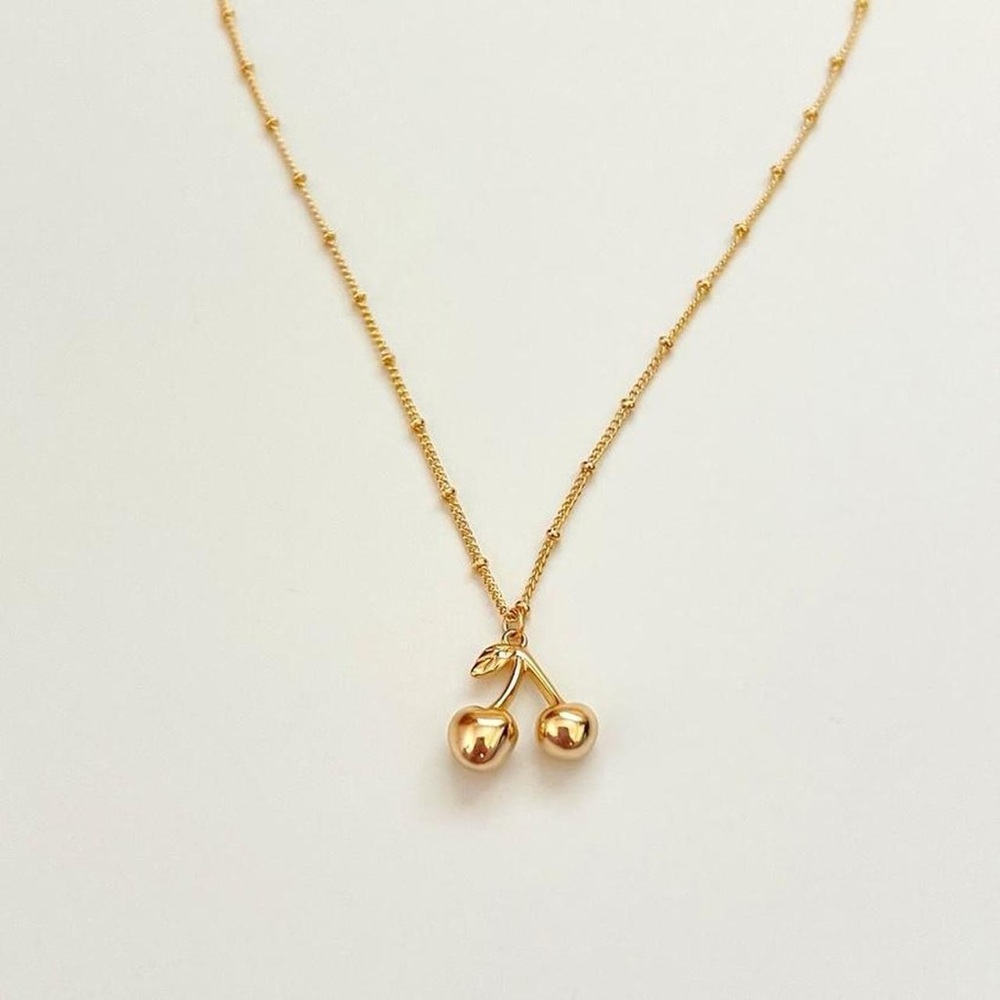 Gold Cherry Pendant Necklace 🍒 - Picture 3 of 4